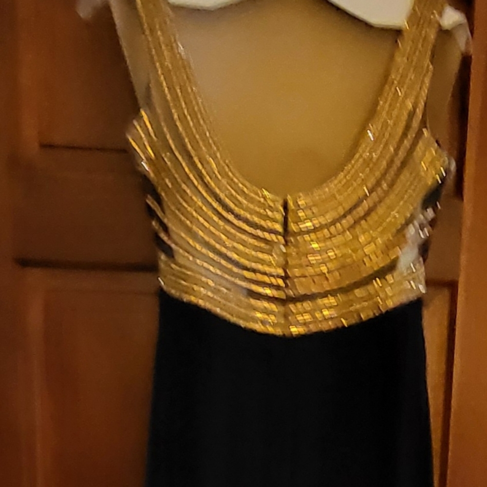 PROM DRESS - Picture 3 of 3